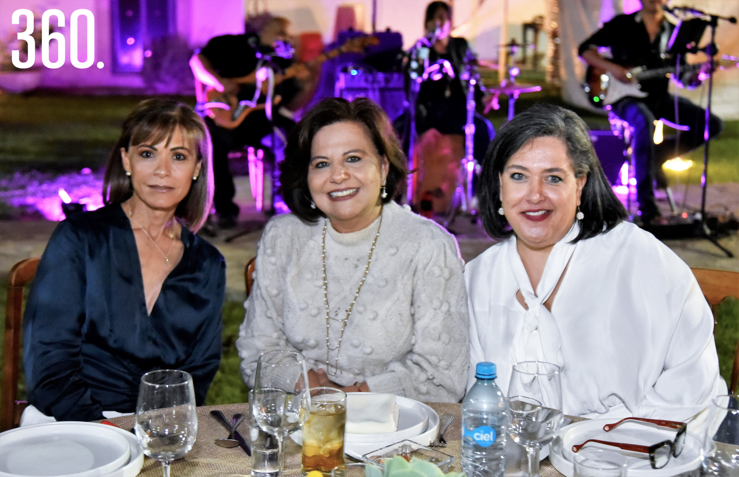 Patricia Villarreal, Olga Durón y Diana Castilla.