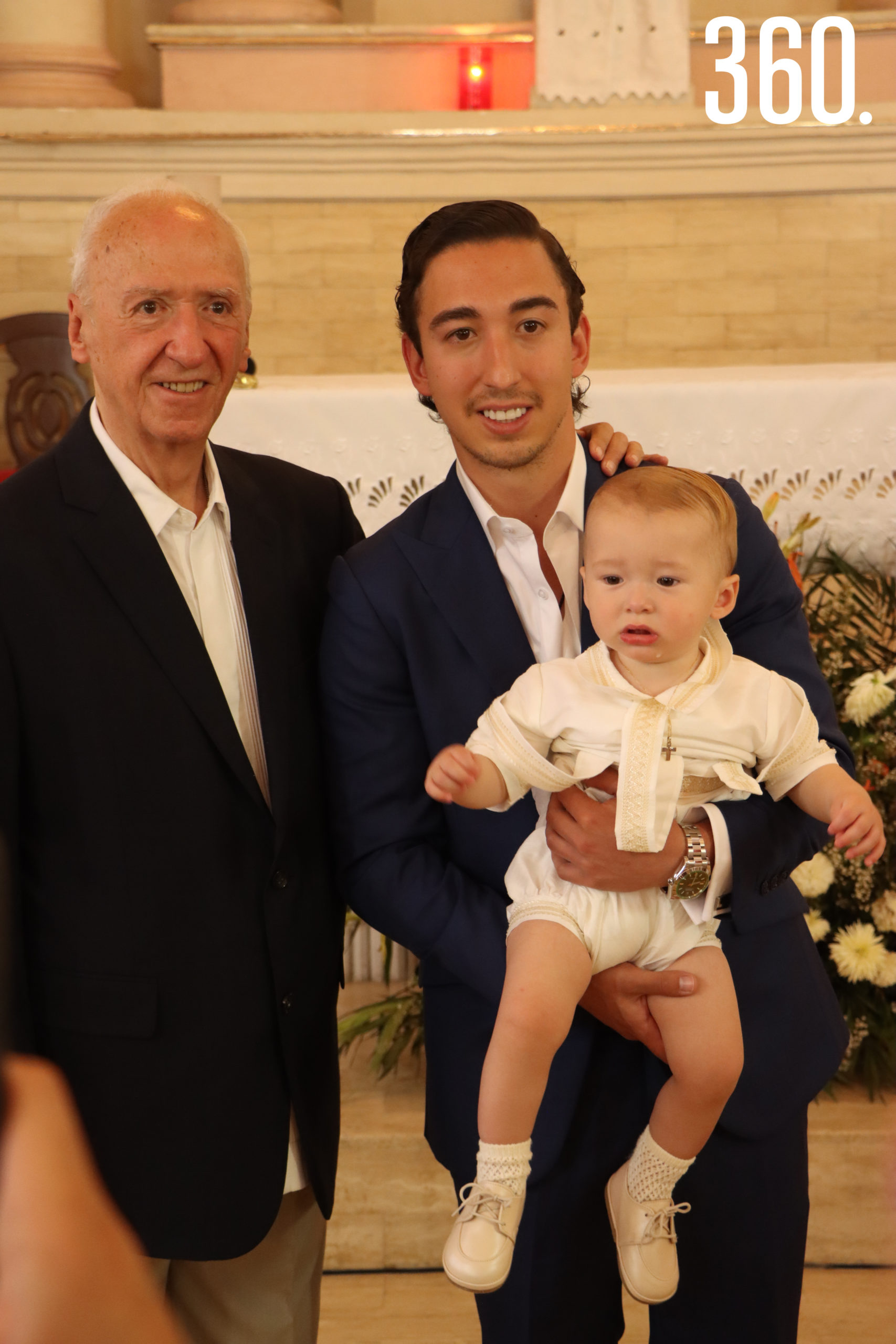 Los 3 Álvaros, abuelo, padre e hijo.