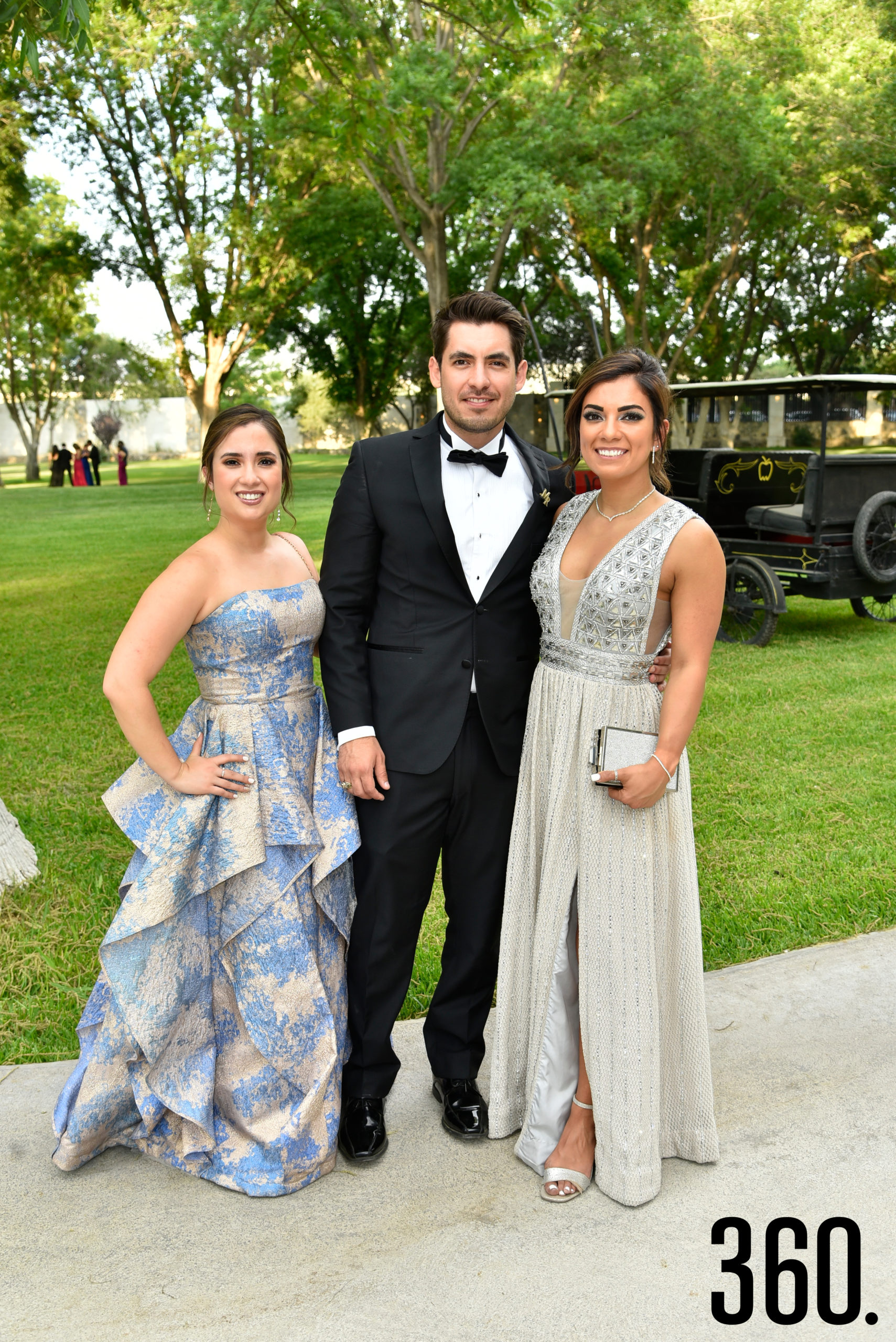 Daniela Cesar, Fernando Cesar y Mariana Cesar.