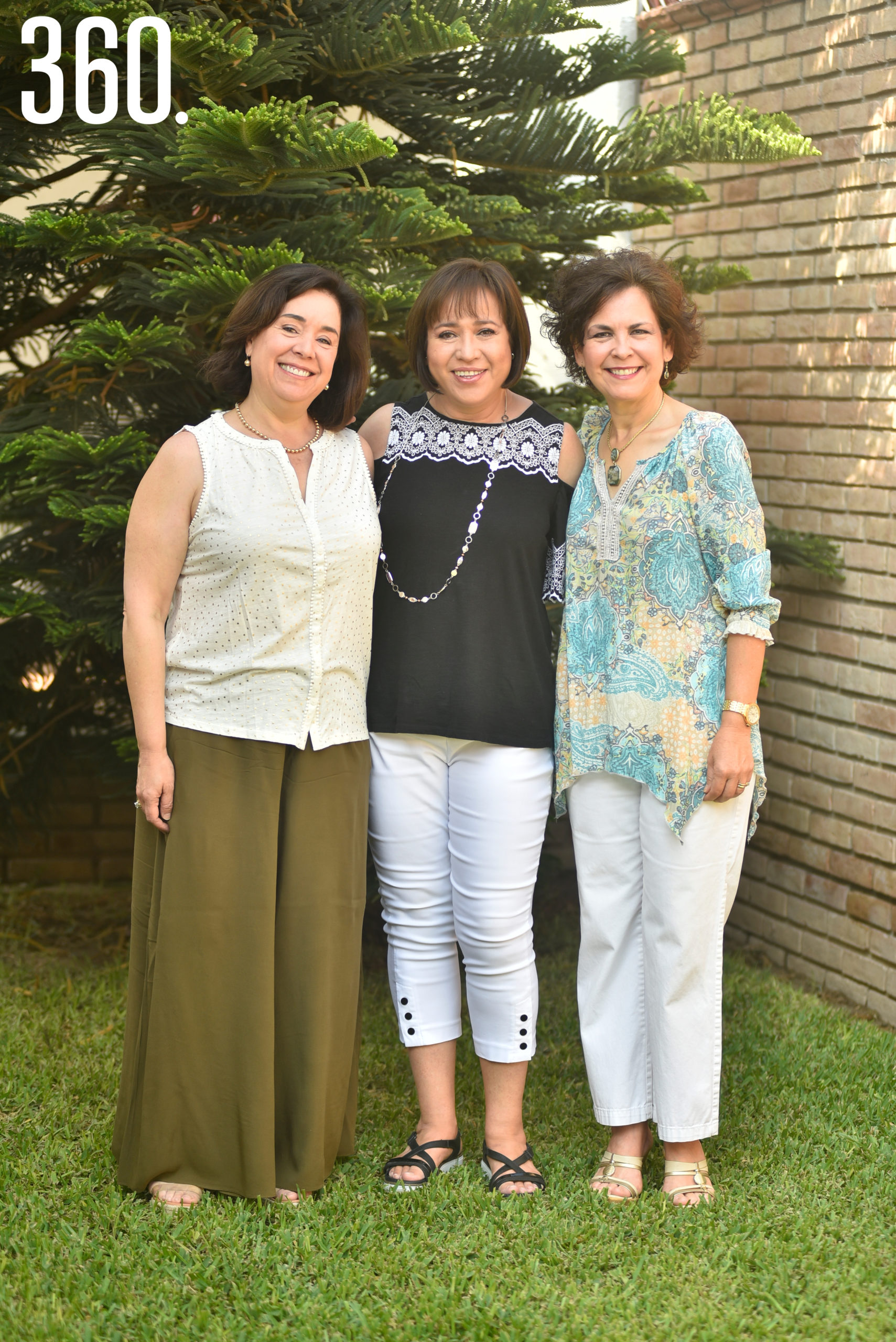 Luisa Castilla, Yolanda Reinaga y Nancy Baca.