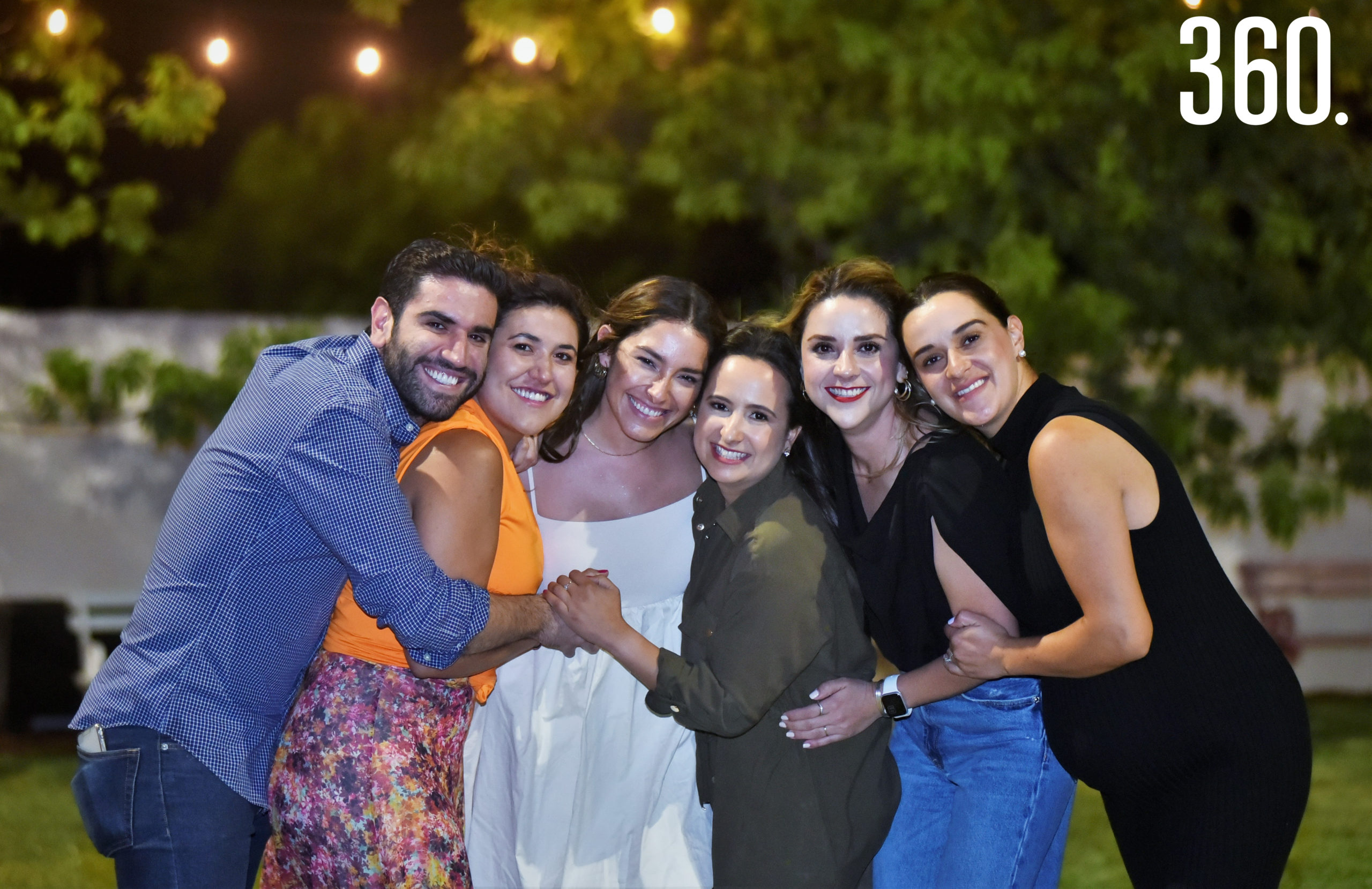 Bernardo González, Eloisa Boardman, Patricia Alvarado, Martha Dainitin, Ana Tere López y Ana Lucia Paz.