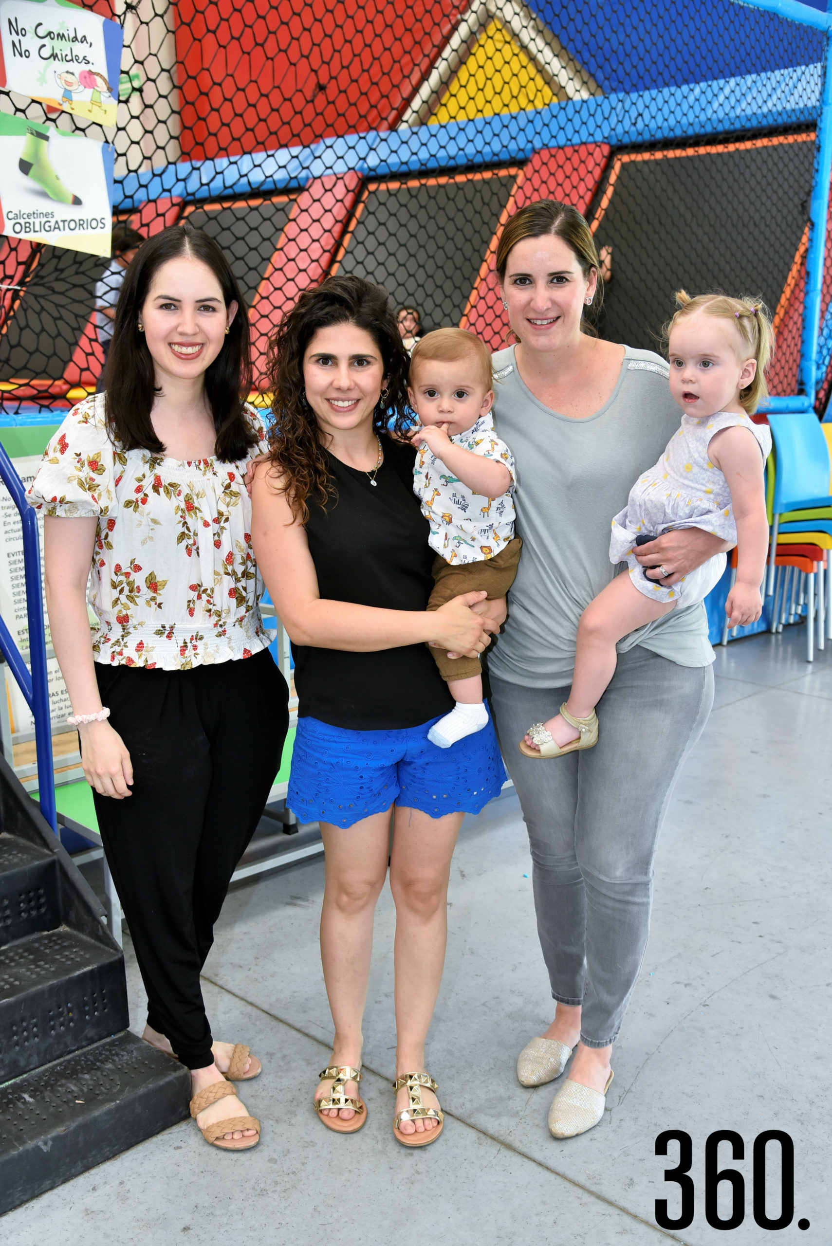 Andrea de la Garza, Brenda Talamas, Gabriel Rivera, Gloria Dávila y Mariana Morelos.