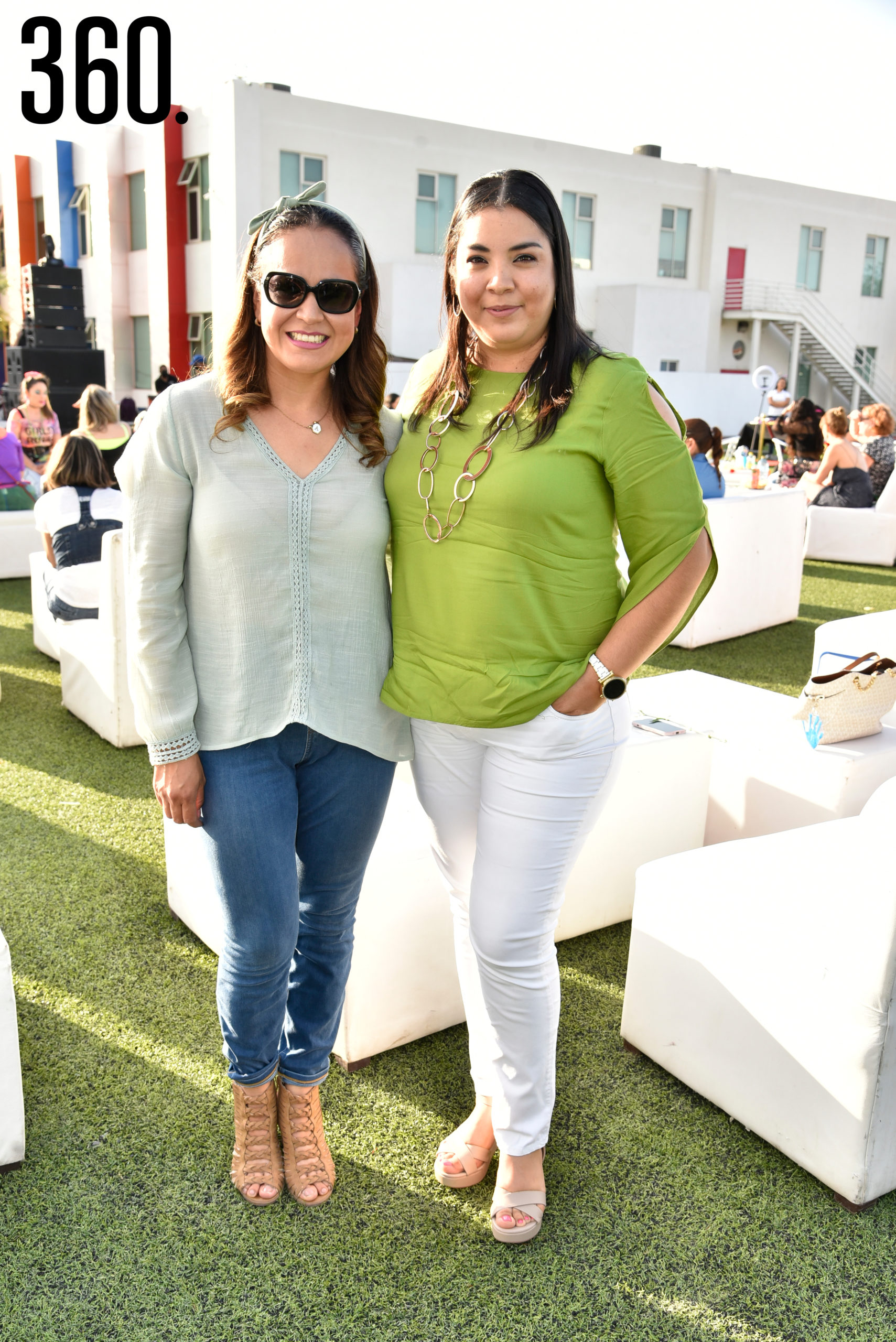 Gabriela Garibay y Jessica Barrón.