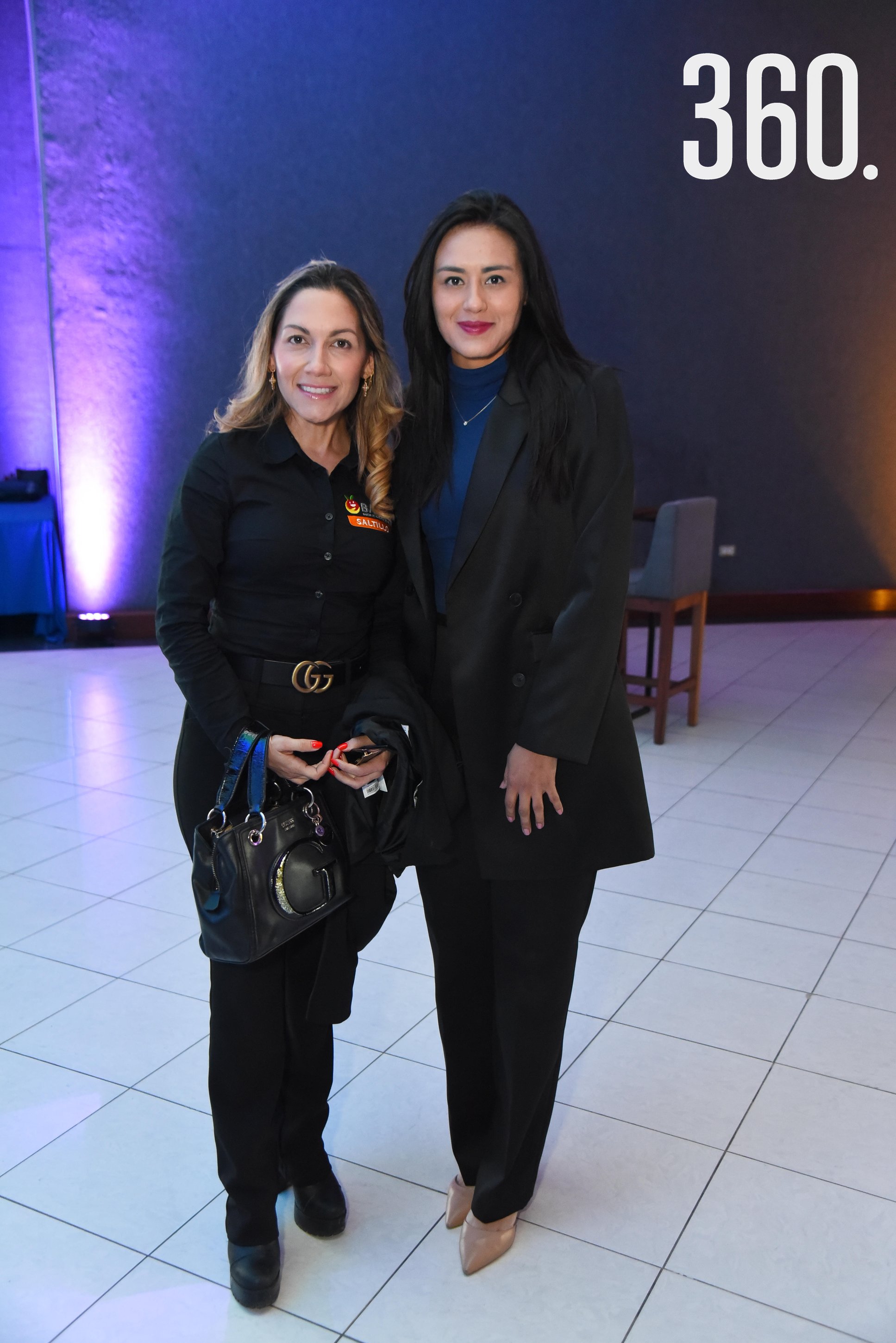 Alejandra Salgado y Karla Fuentes.