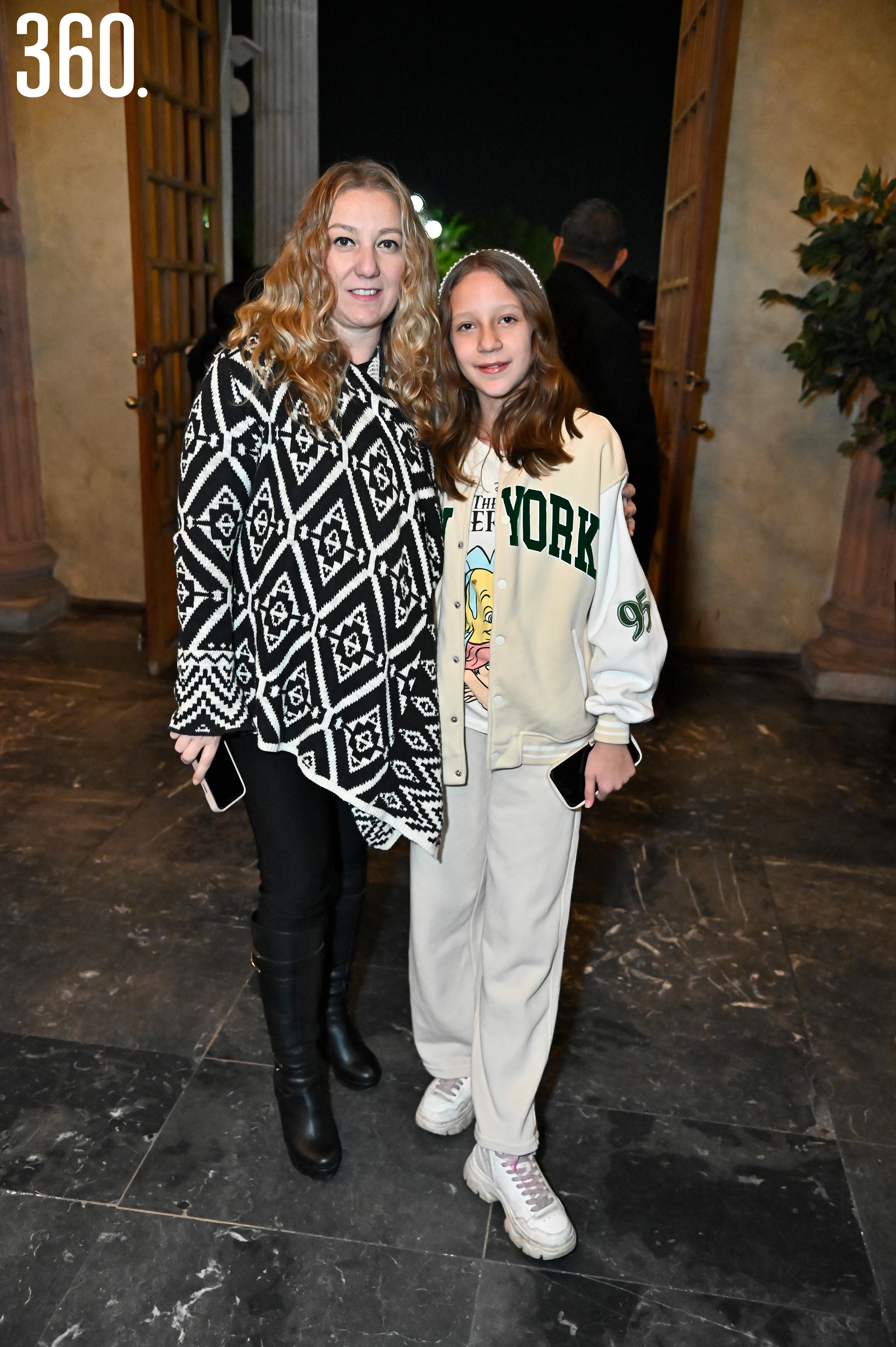 Alejandra Reyes e Isabella Reyes.