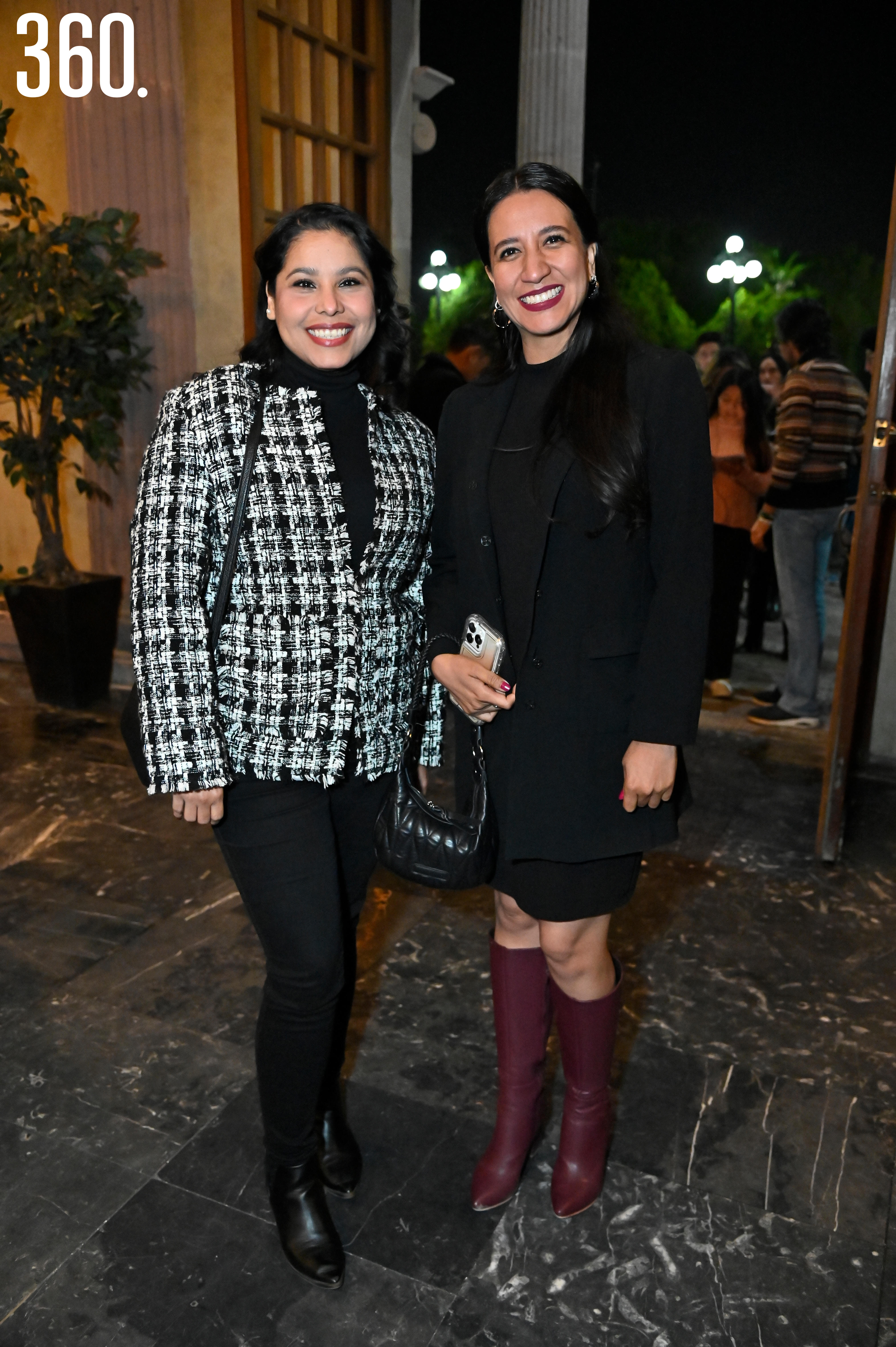 Alejandra López y Cris Mendoza.