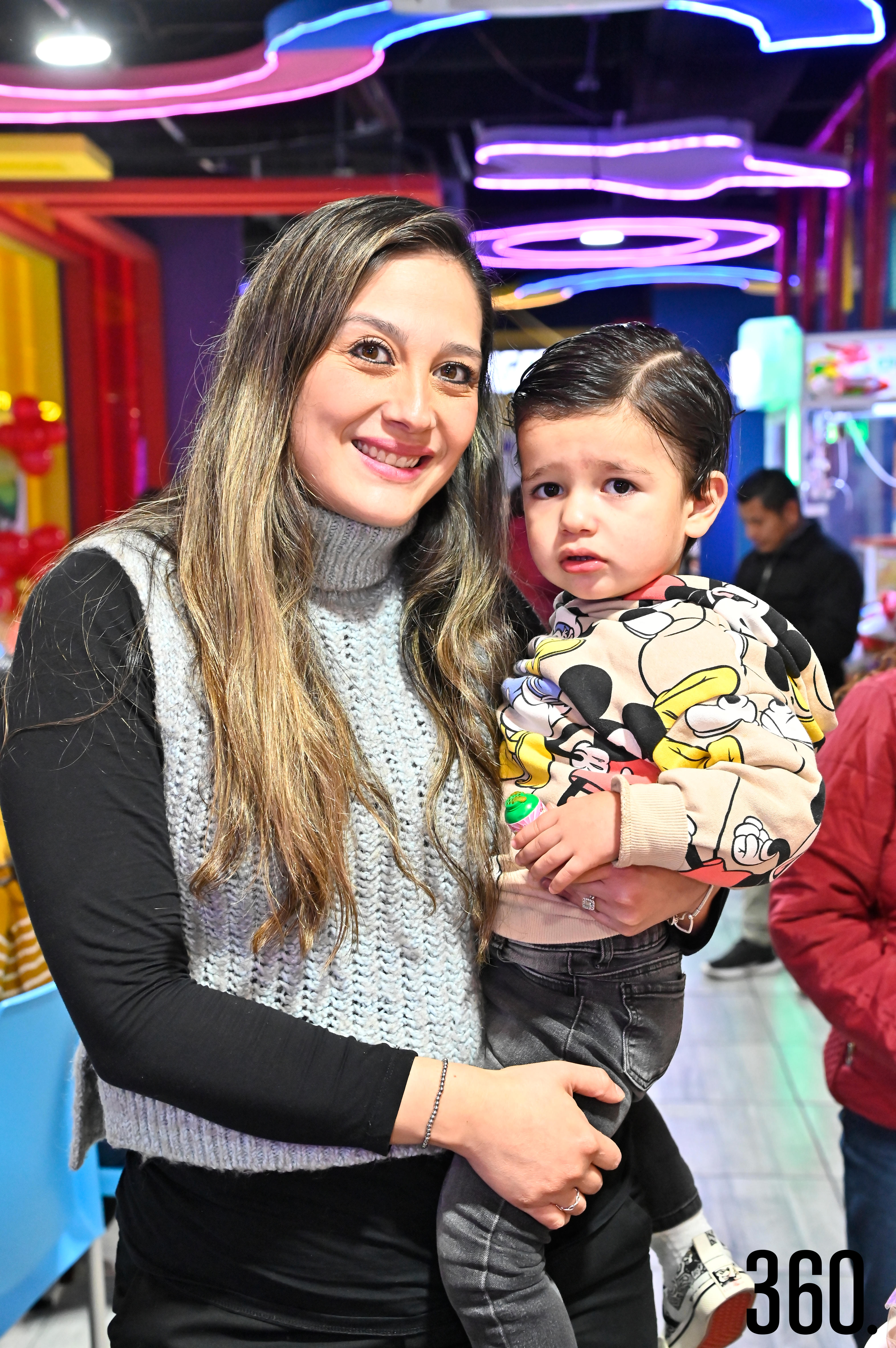 Andrea Hernández y Álvaro Arzamendi.