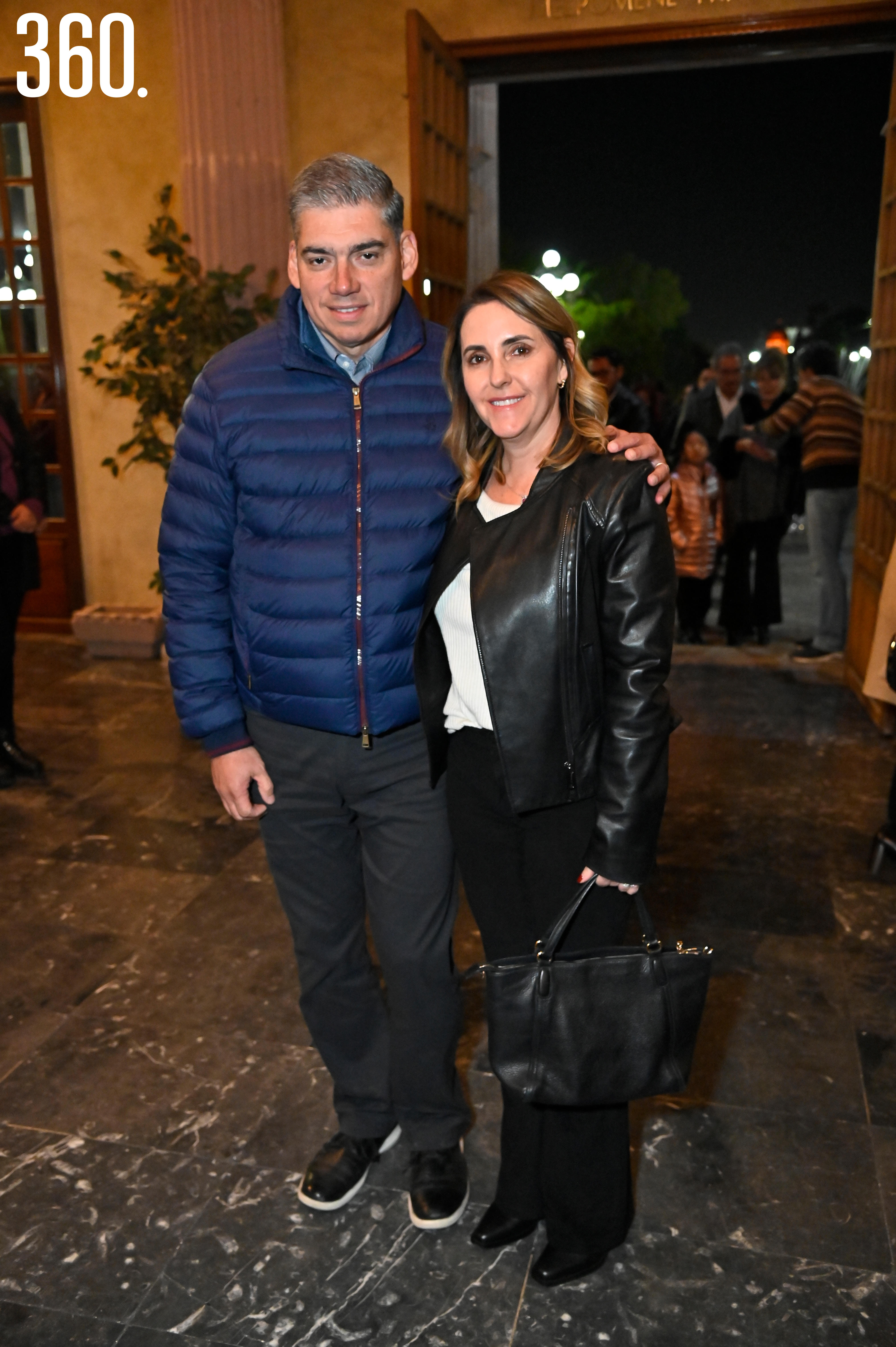 Rafael de la Garza y Angélica Guajardo.