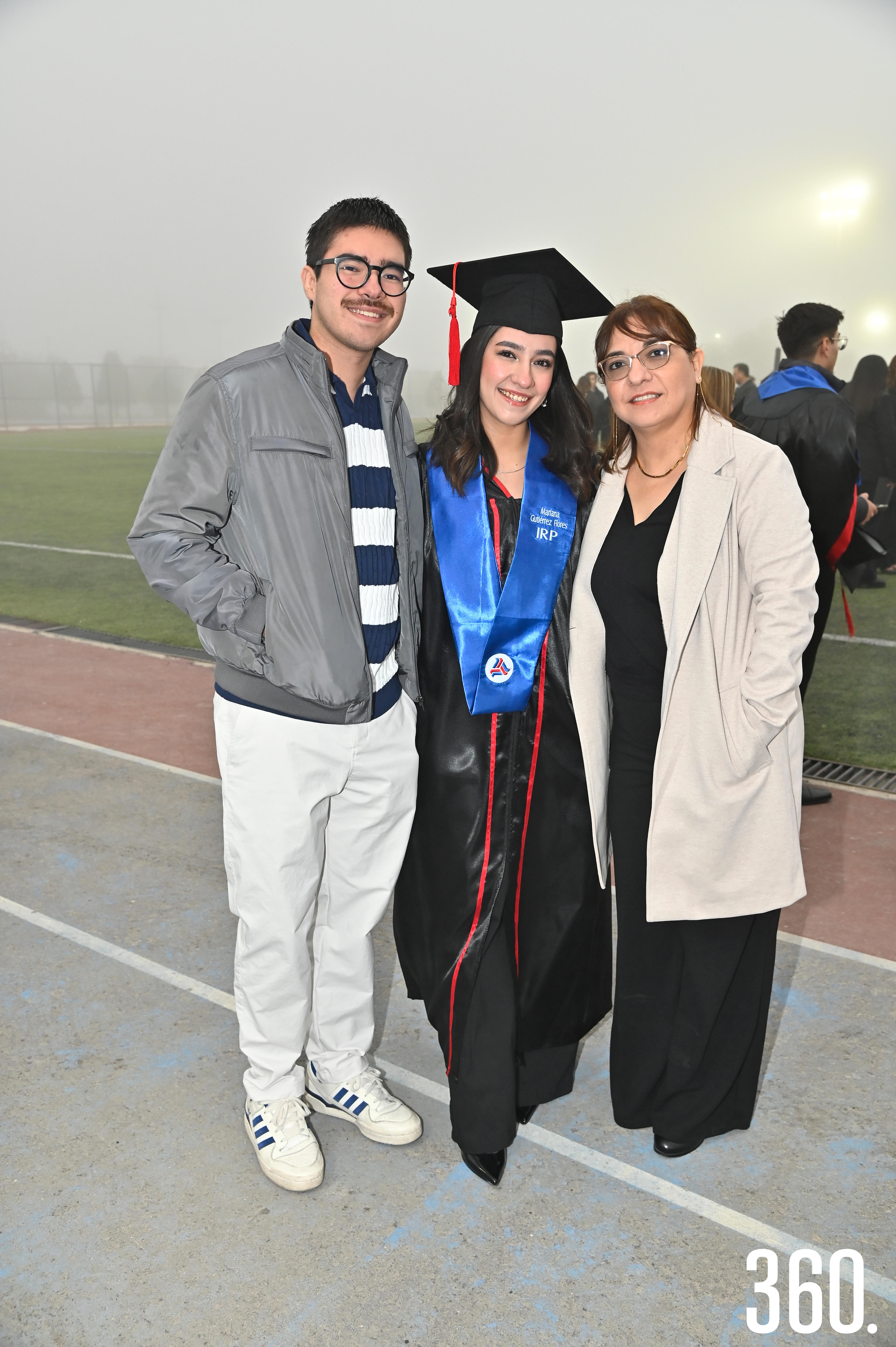Mauricio Gutiérrez y Patricia Flores con Mariana Gutiérrez.