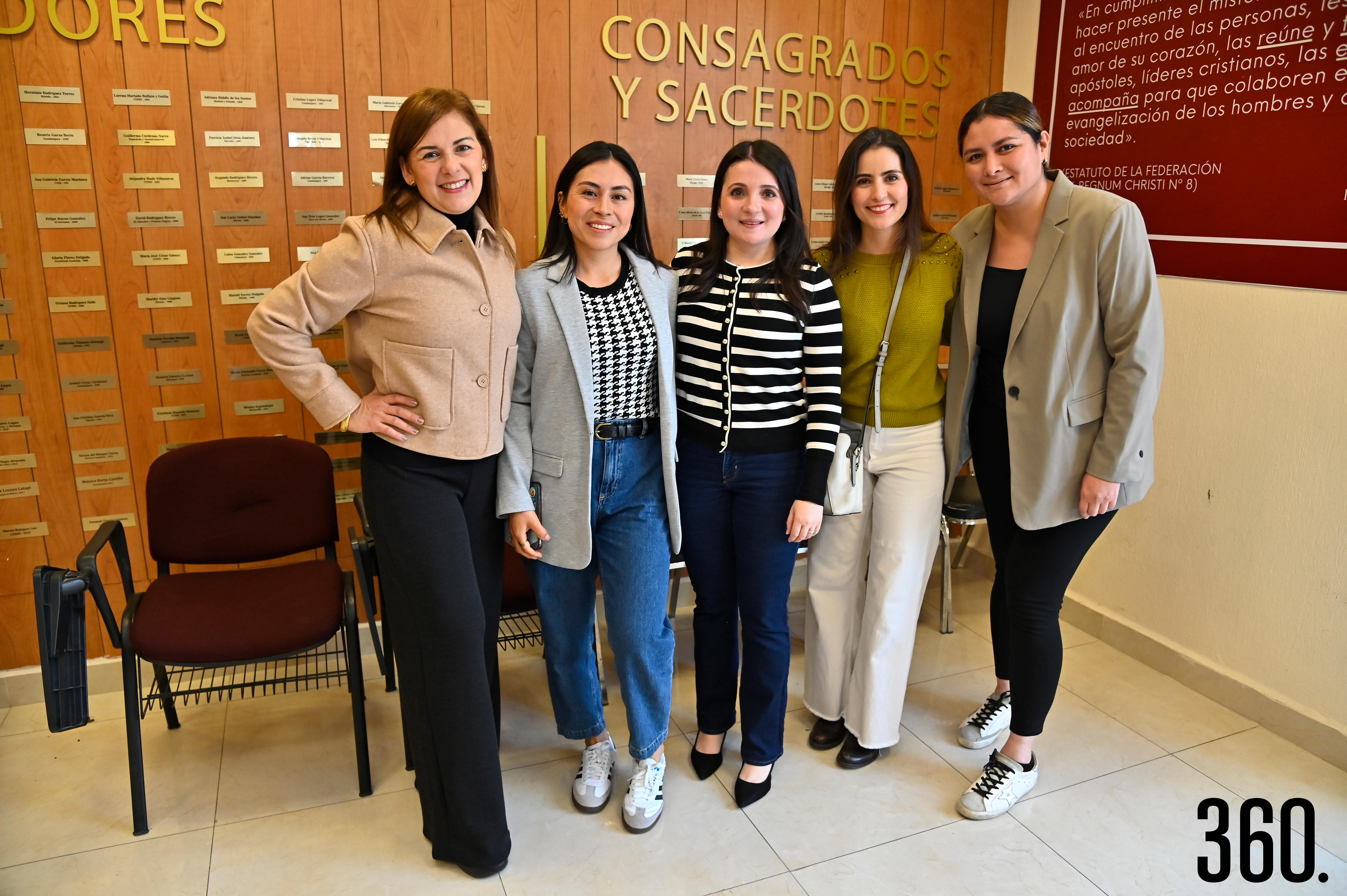 Elizabeth Martínez, Jeniffer Espinosa, Brenda Lara, Vero Mellado y Arlette Díaz.