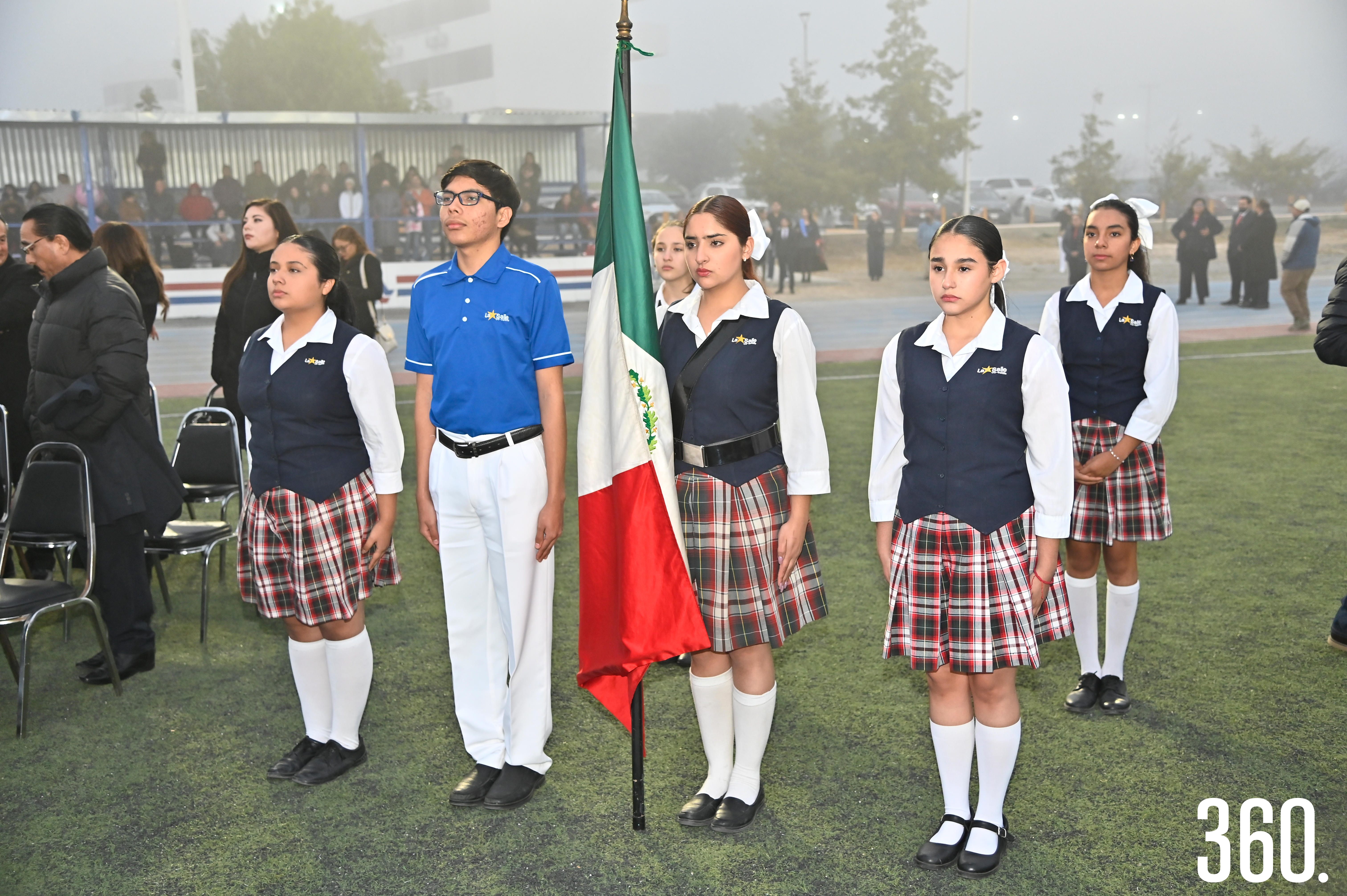 Contaron con la participación especial de la Escolta del Colegio Ignacio Zaragoza.