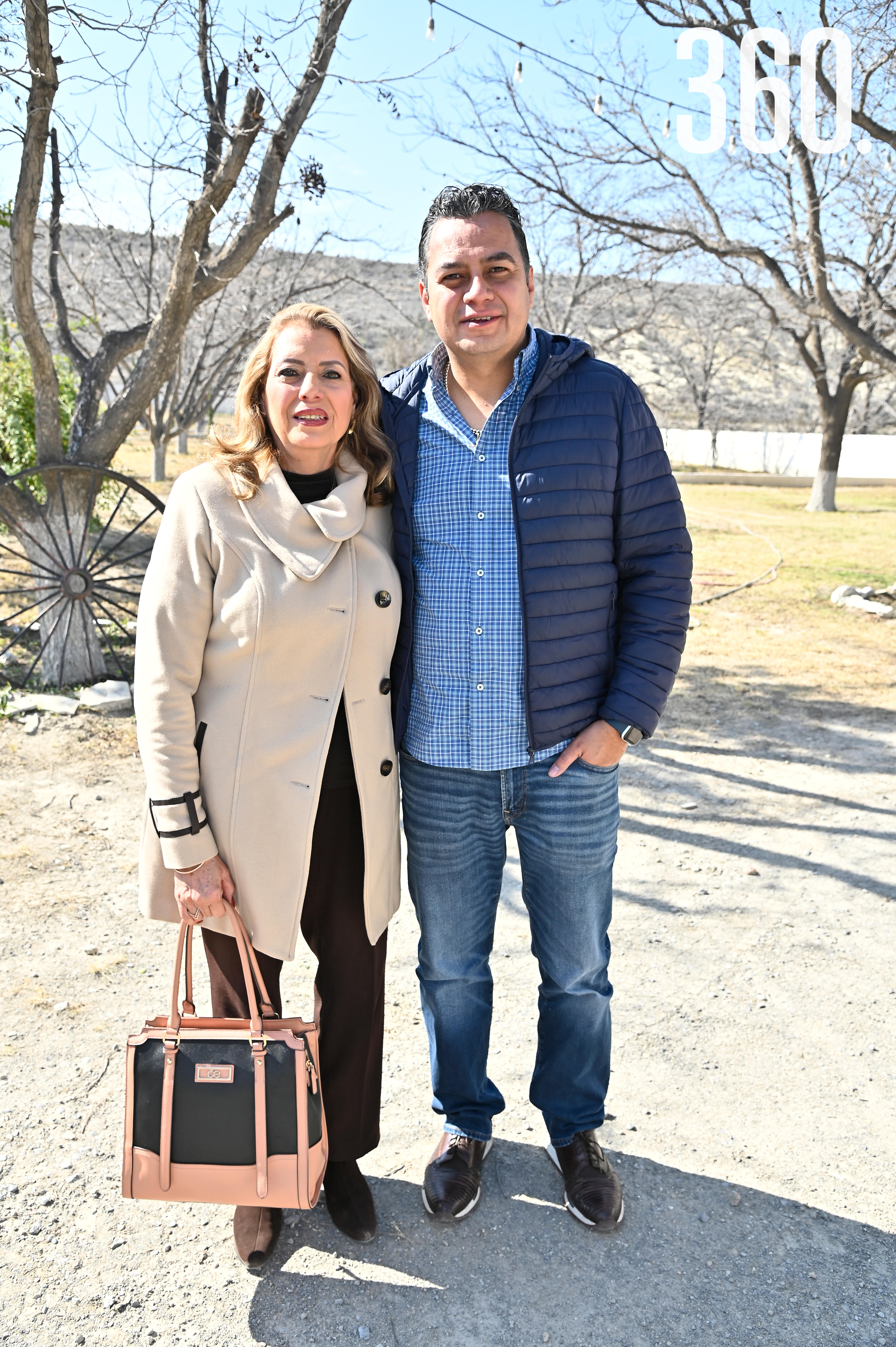 María del Carmen González y Luis Villegas.