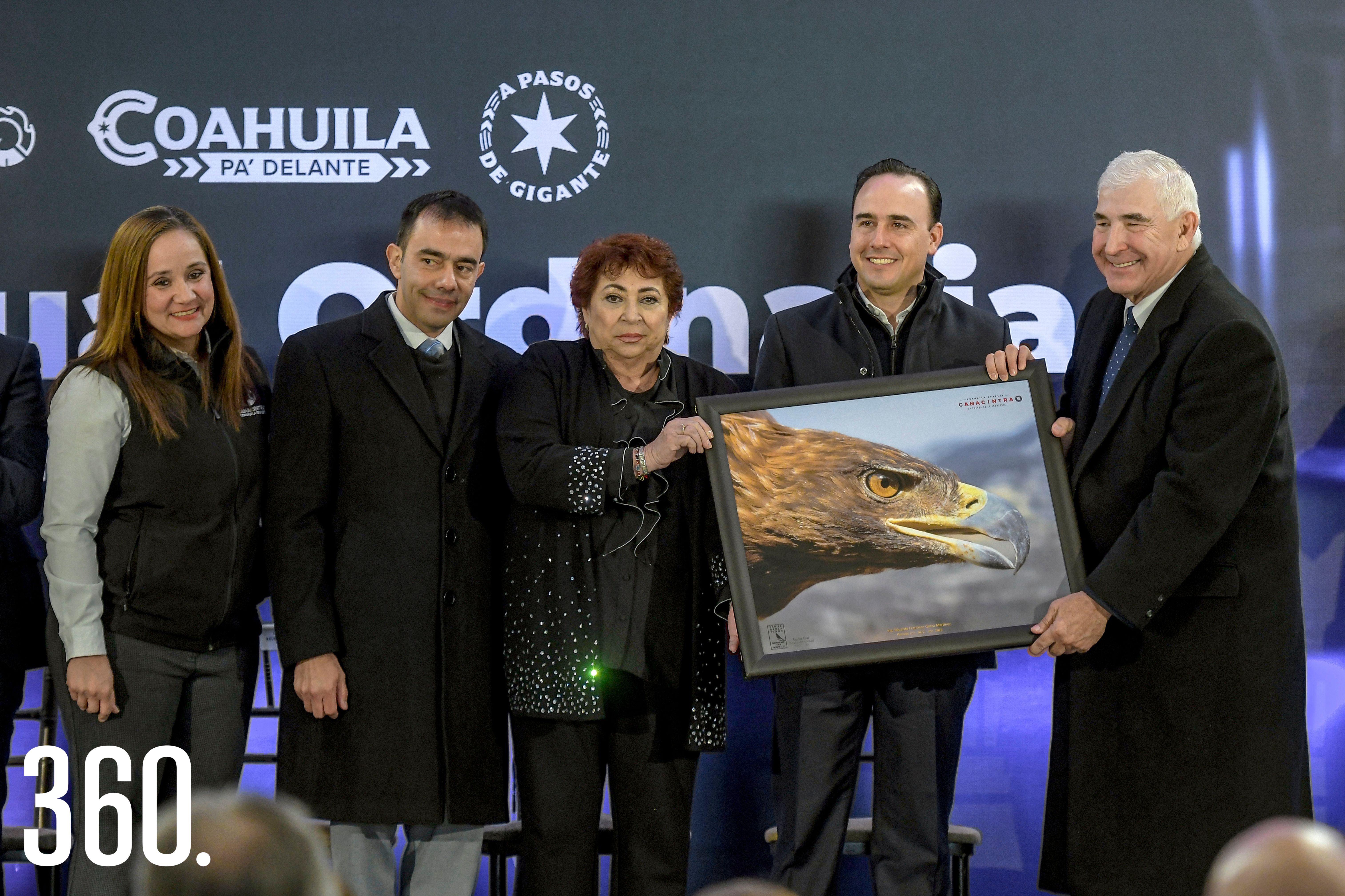 Esperanza Ortega, presidenta nacional de CANACINTRA, estuvo presente en el evento.
