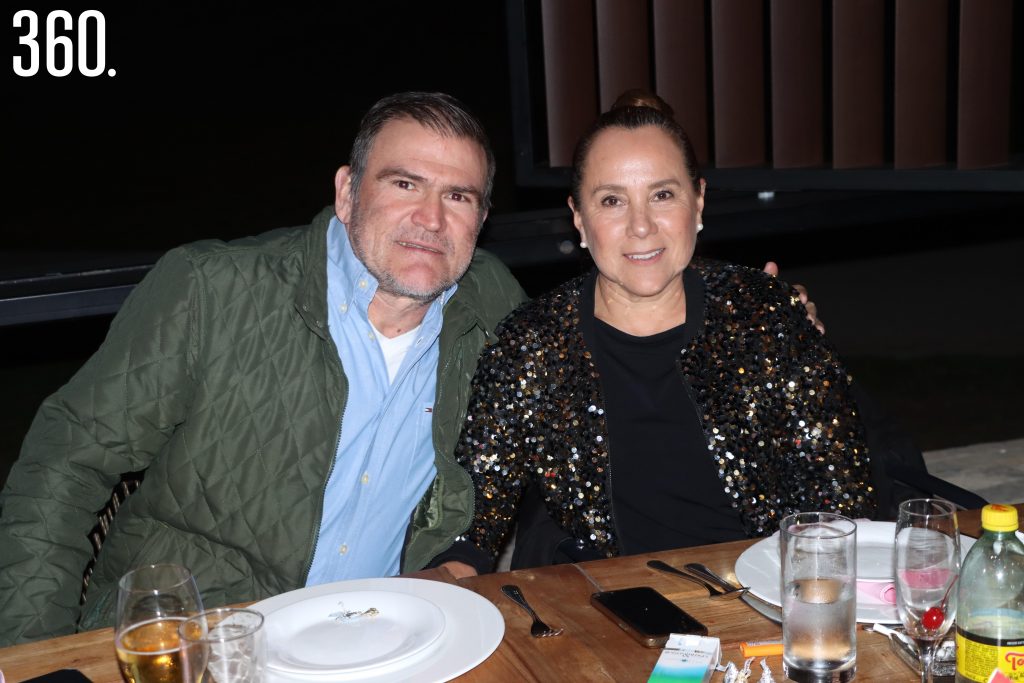 Luis Siller y Maggie Balderas.