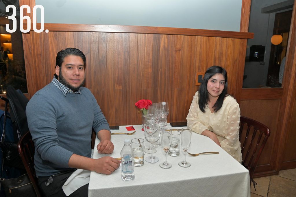 Ernesto Villa y Daniela Tobanche.