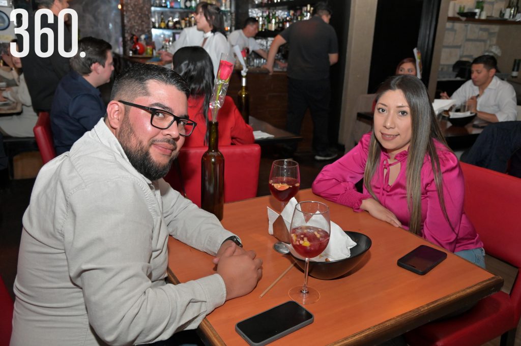 Adrián Rivera y Gisela Hernández.