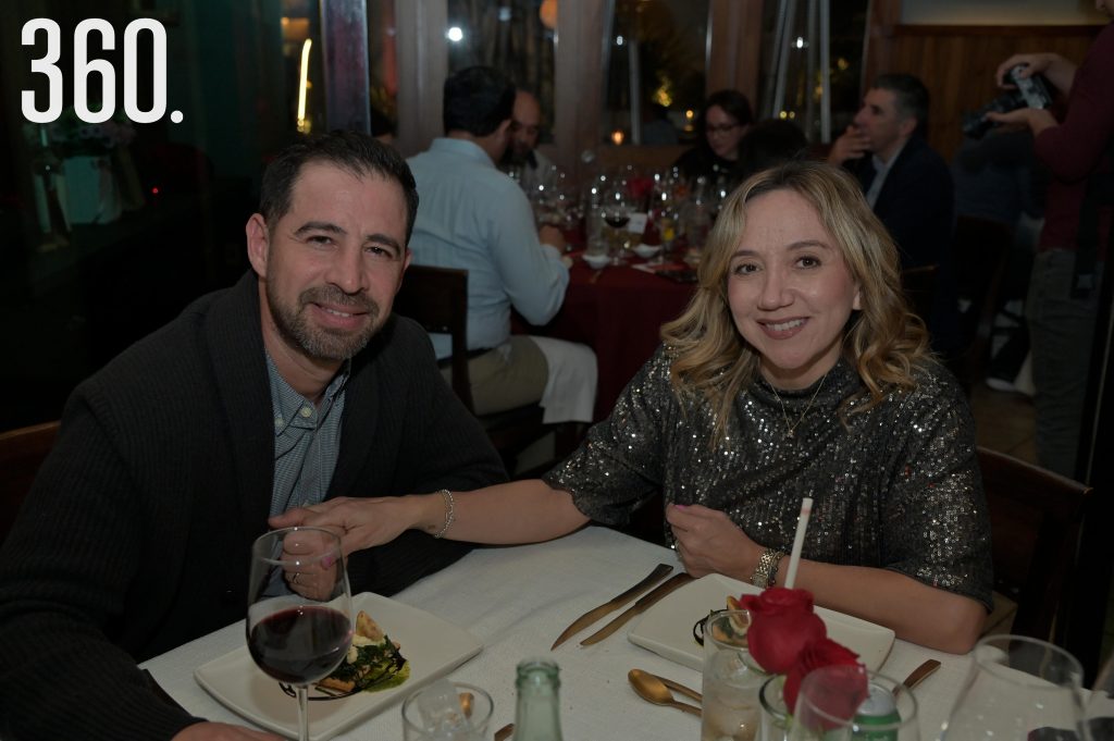 Martín González y Raquel Camacho.