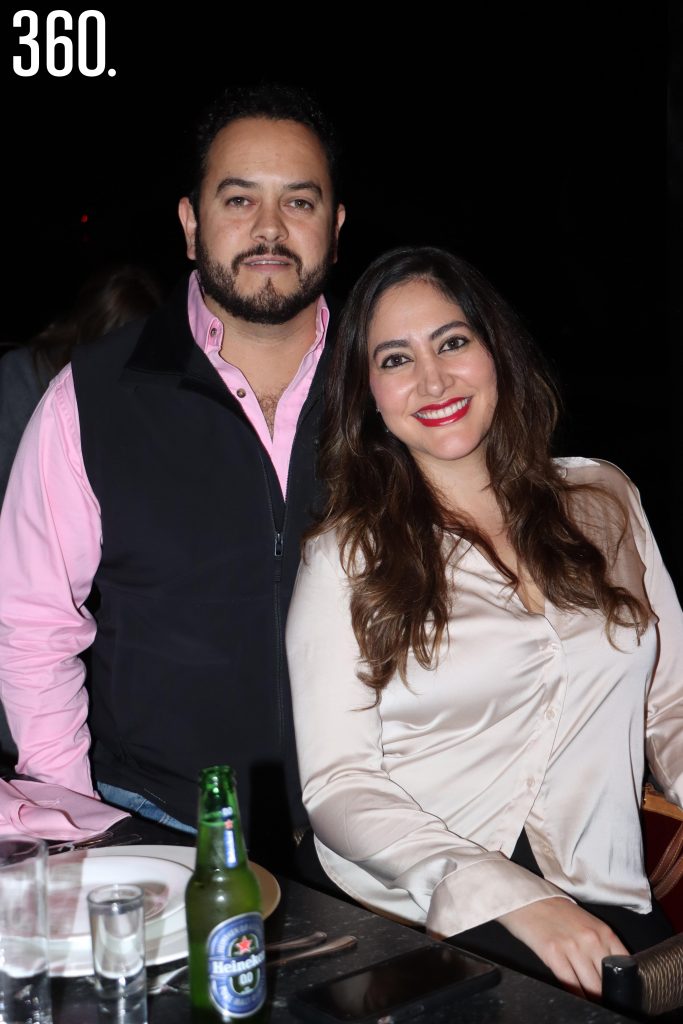 Regino Ortiz y Rosa Claudia Rodríguez.
