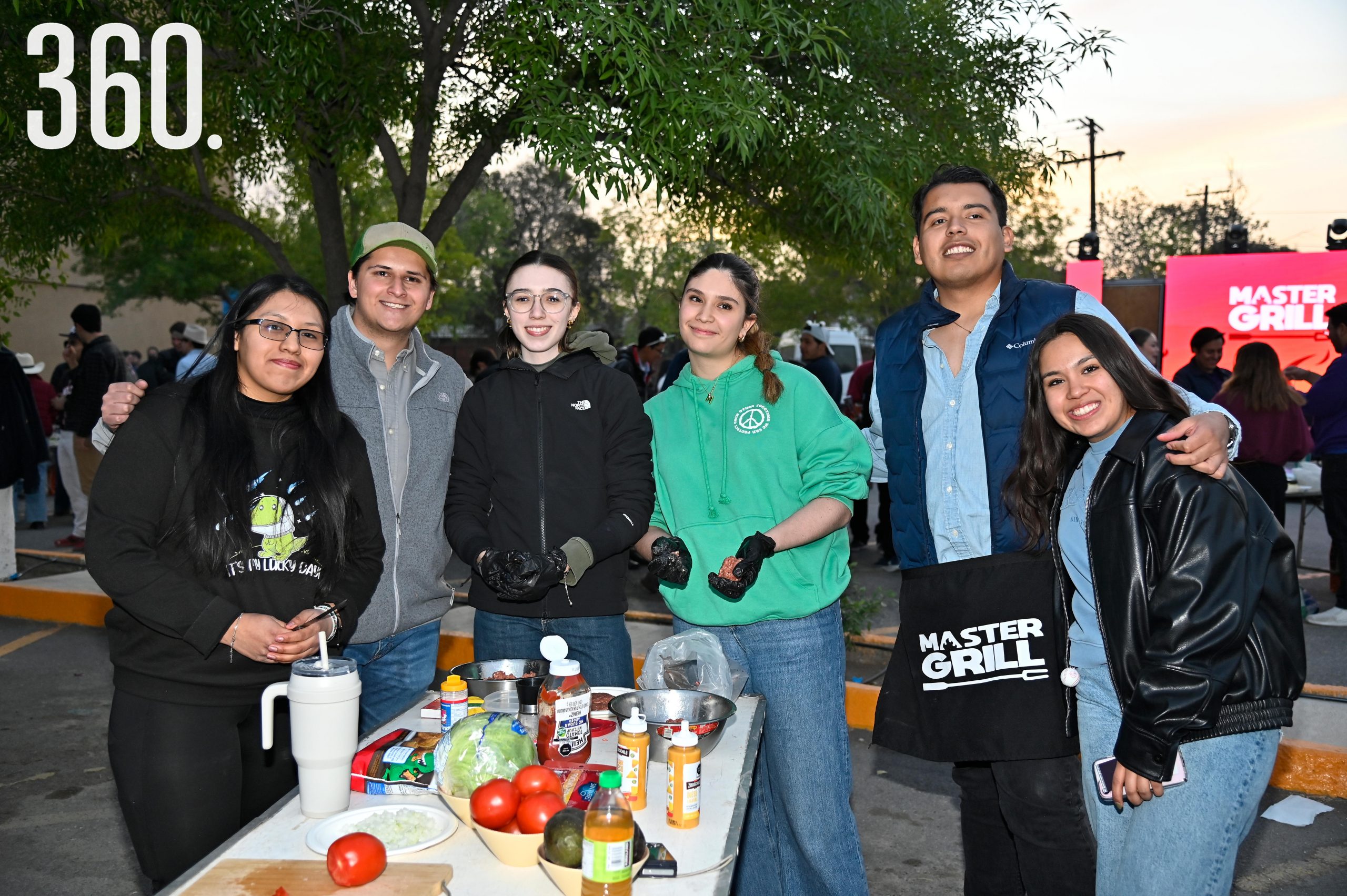 Equipo Ceneval Grill.