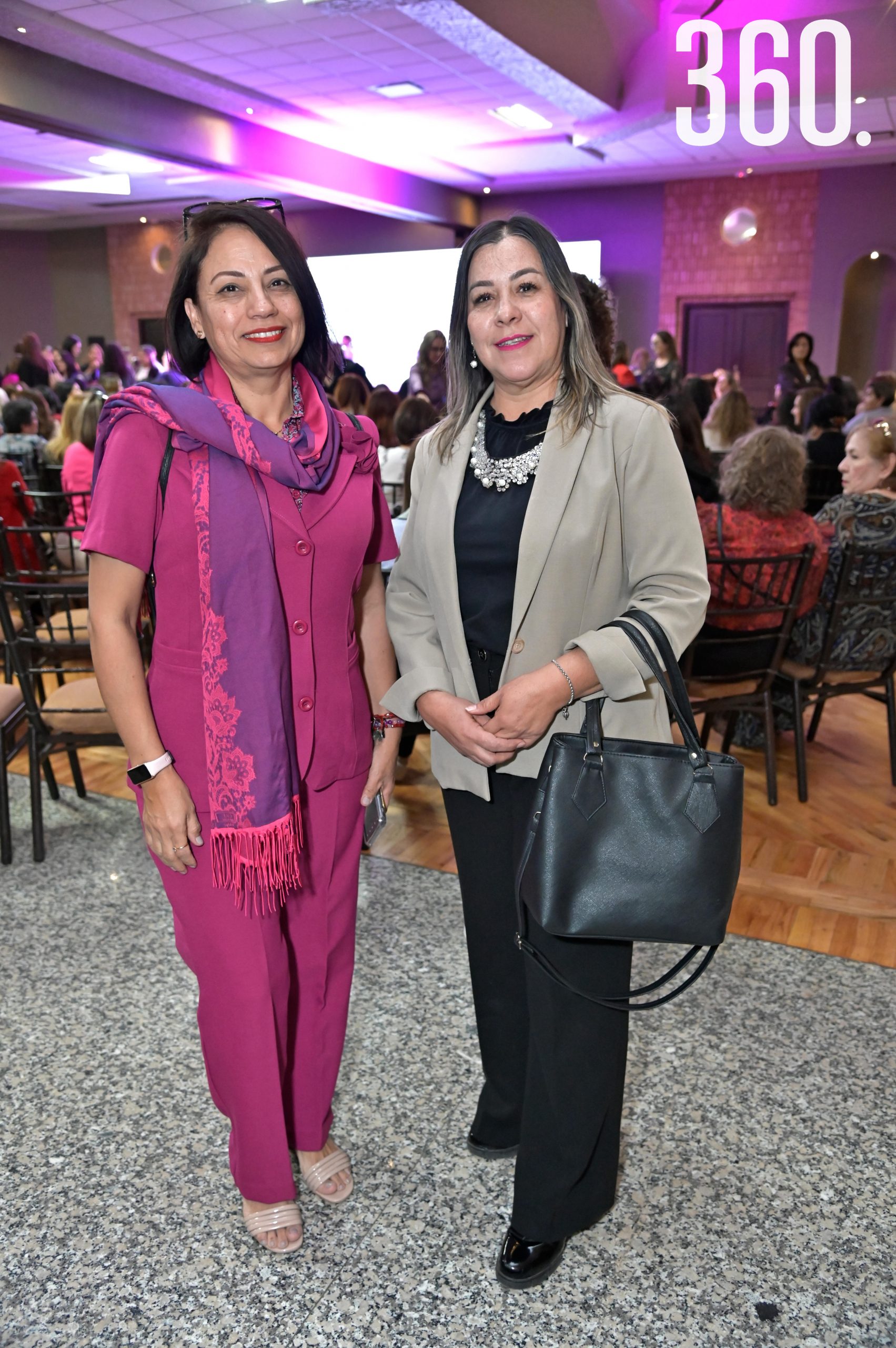 Laura Pérez y Adriana Vega.