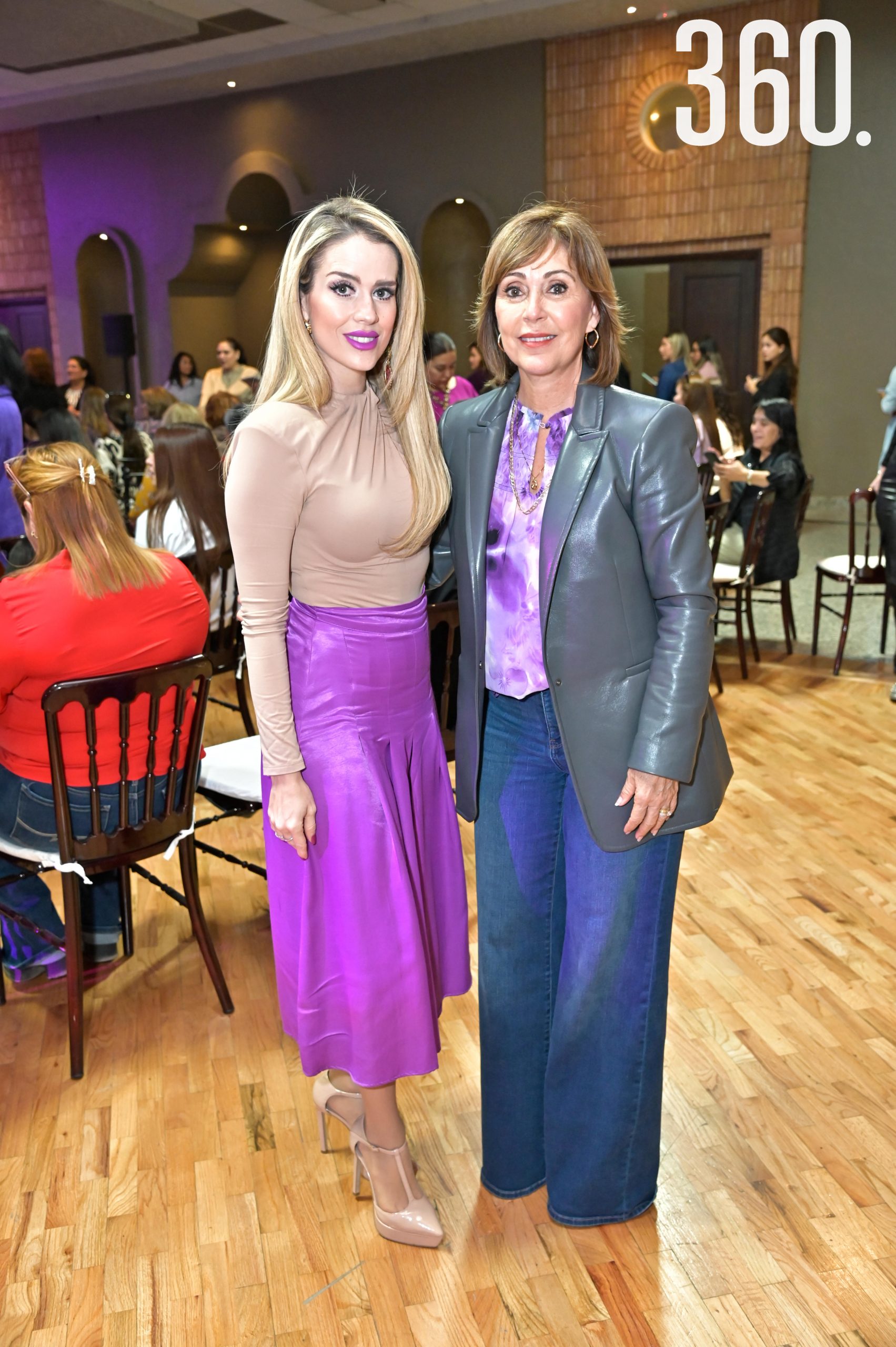 Ángela Hernández y Gabriela Parra.
