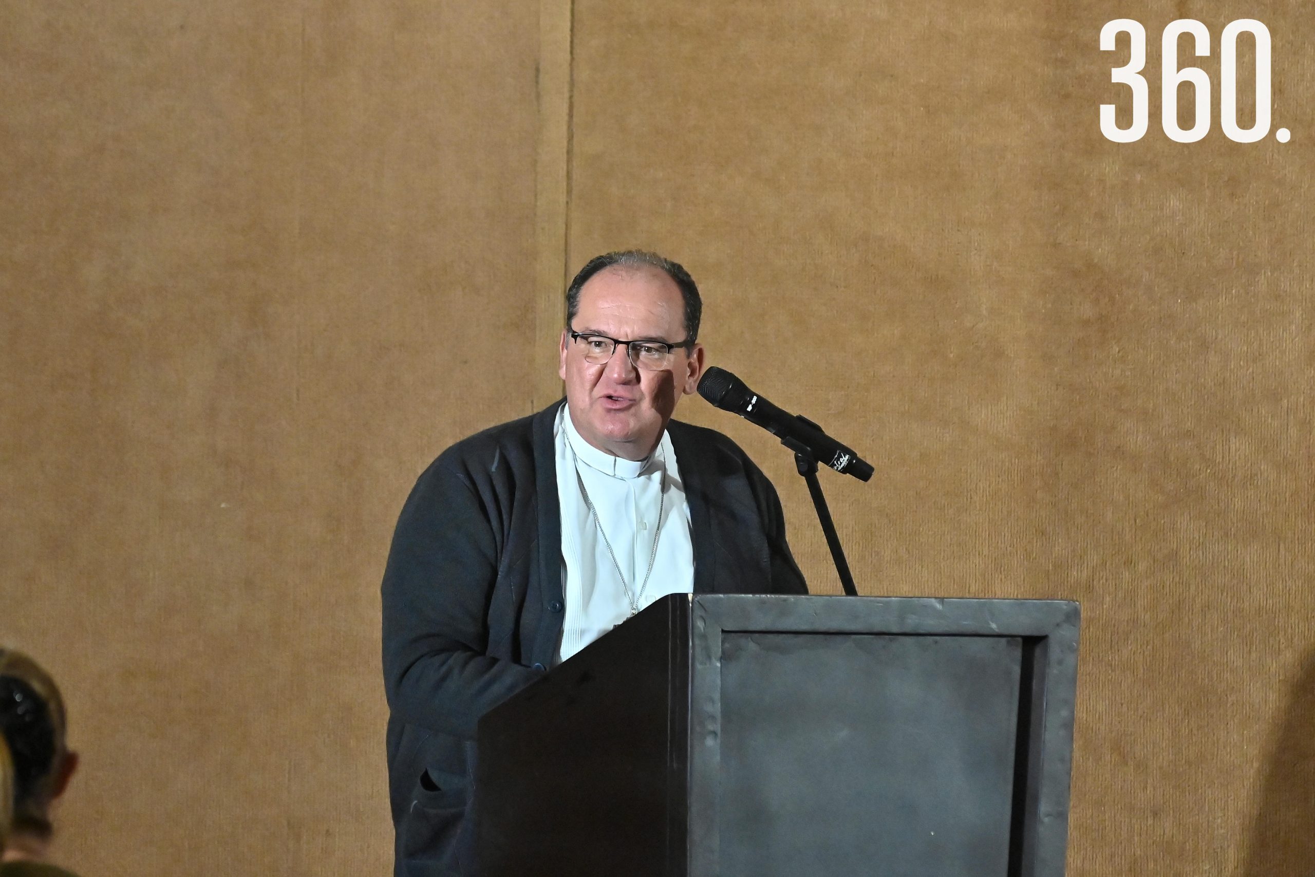 Obispo Hilario González.