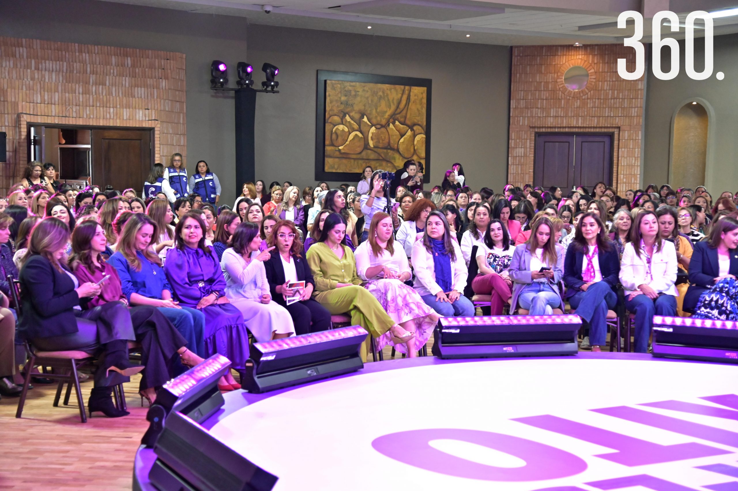 Asistentes a la charla.