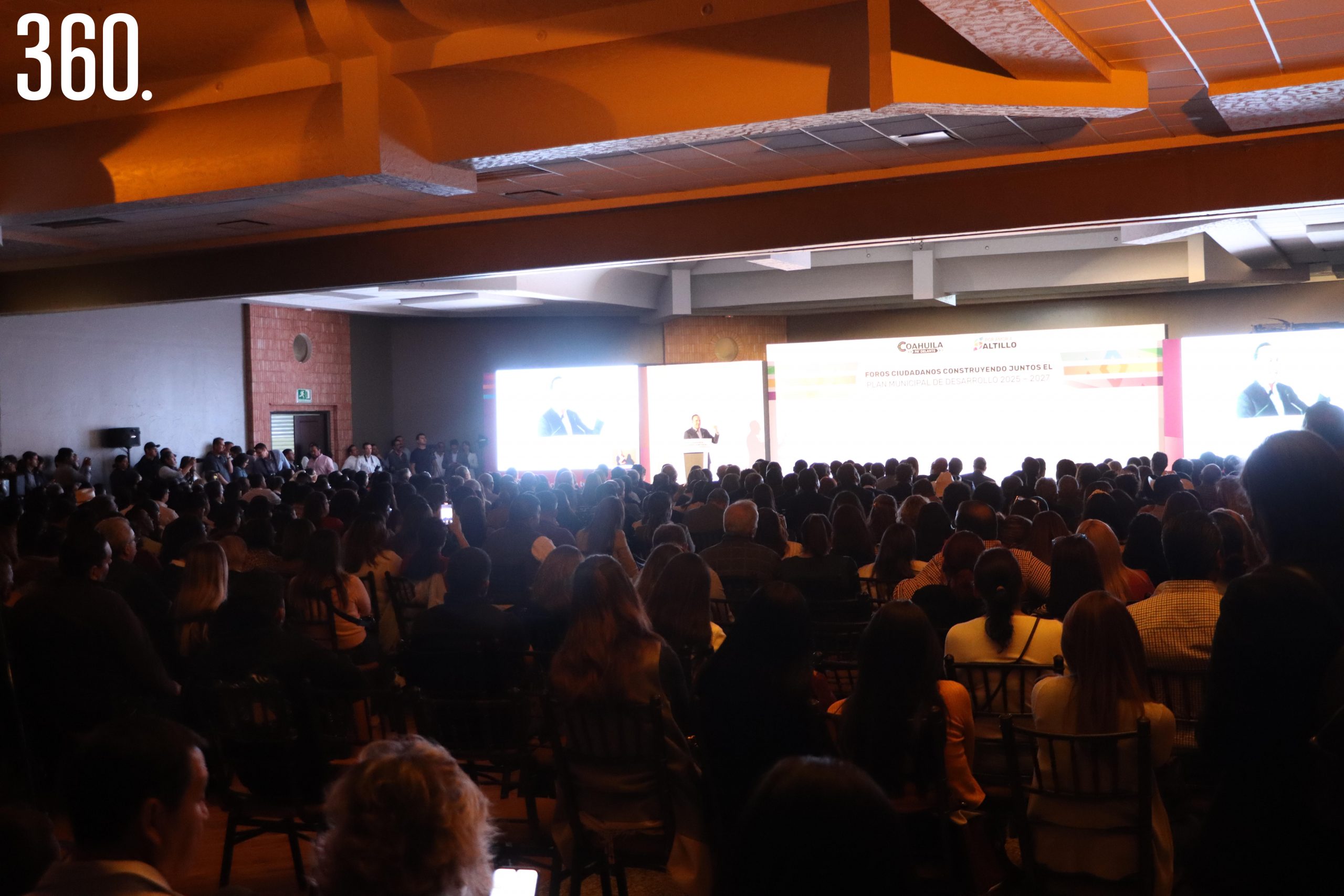 Asistentes al evento.